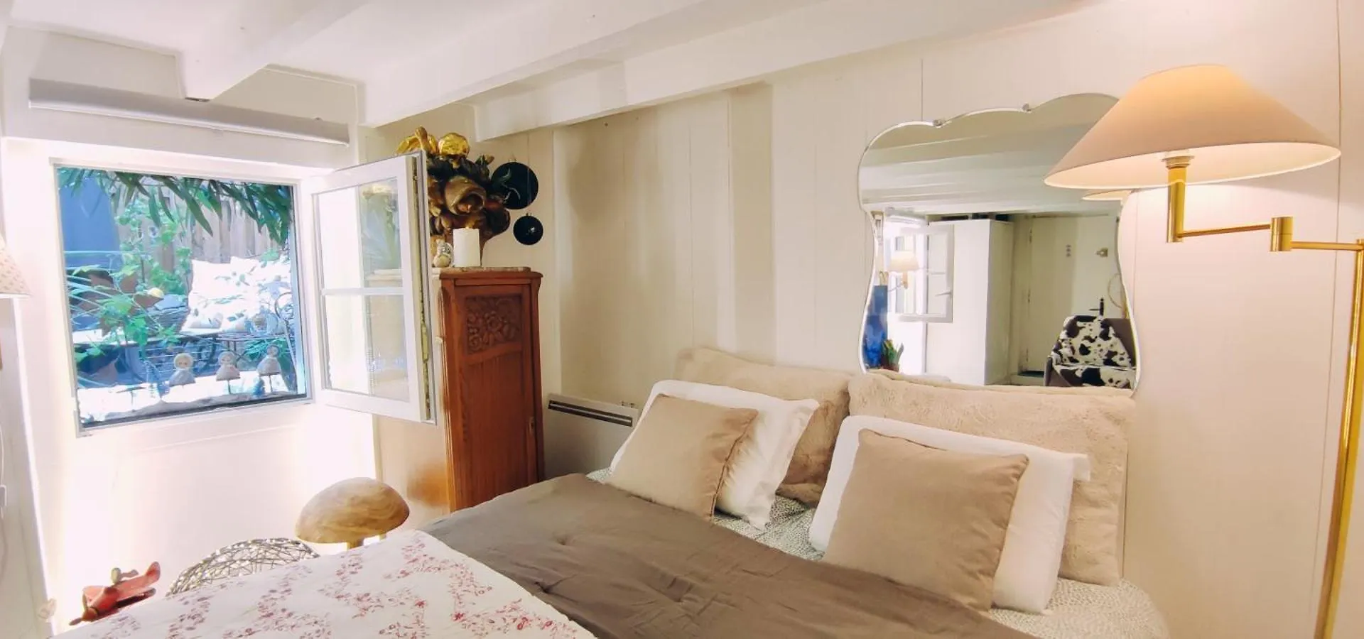 Apartment Paris Authentic House, Basement With Nice Green Courtyard Gentilly